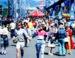 Crowd at 1986 World's Fair Vancouver, Canada